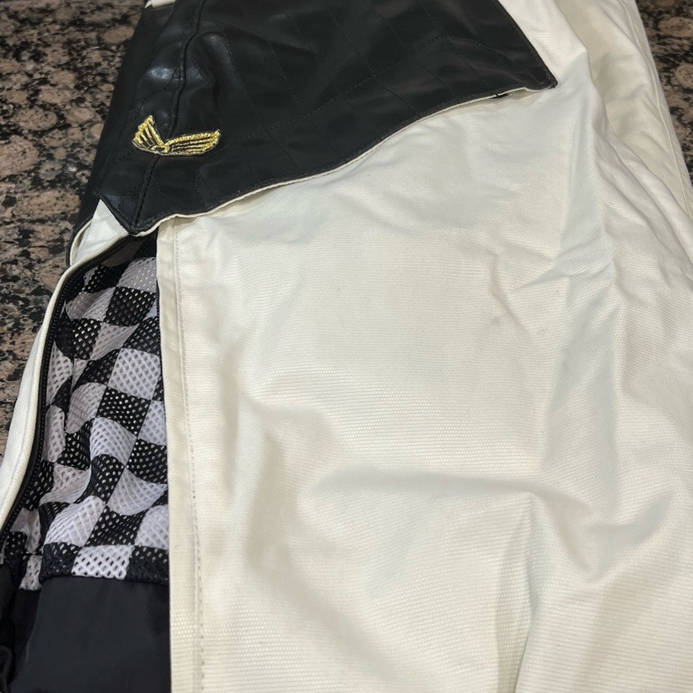 MONIX "NEW ERA" SKI PANTS OFF WHITE WITH BLACK VEGAN LEATHER. WOMEN SZ M